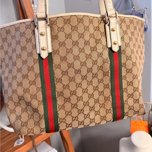 Gucci Beige Tote with Green and Red Stripes - Picture 5 of 10